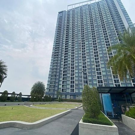 Lucky Home Samrong Bangkok Luaran gambar